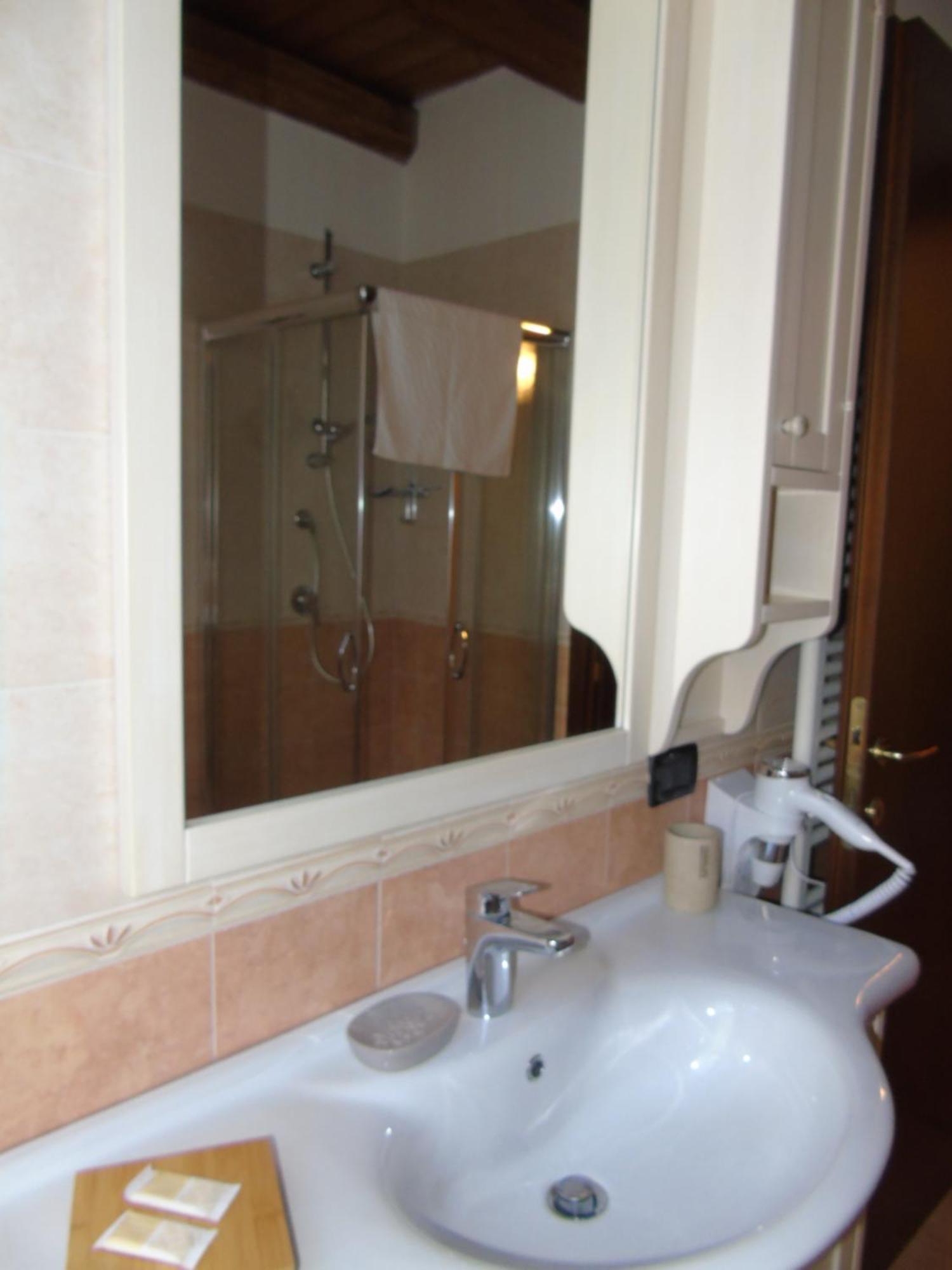 Tasi Apartaments Cento  Exterior photo